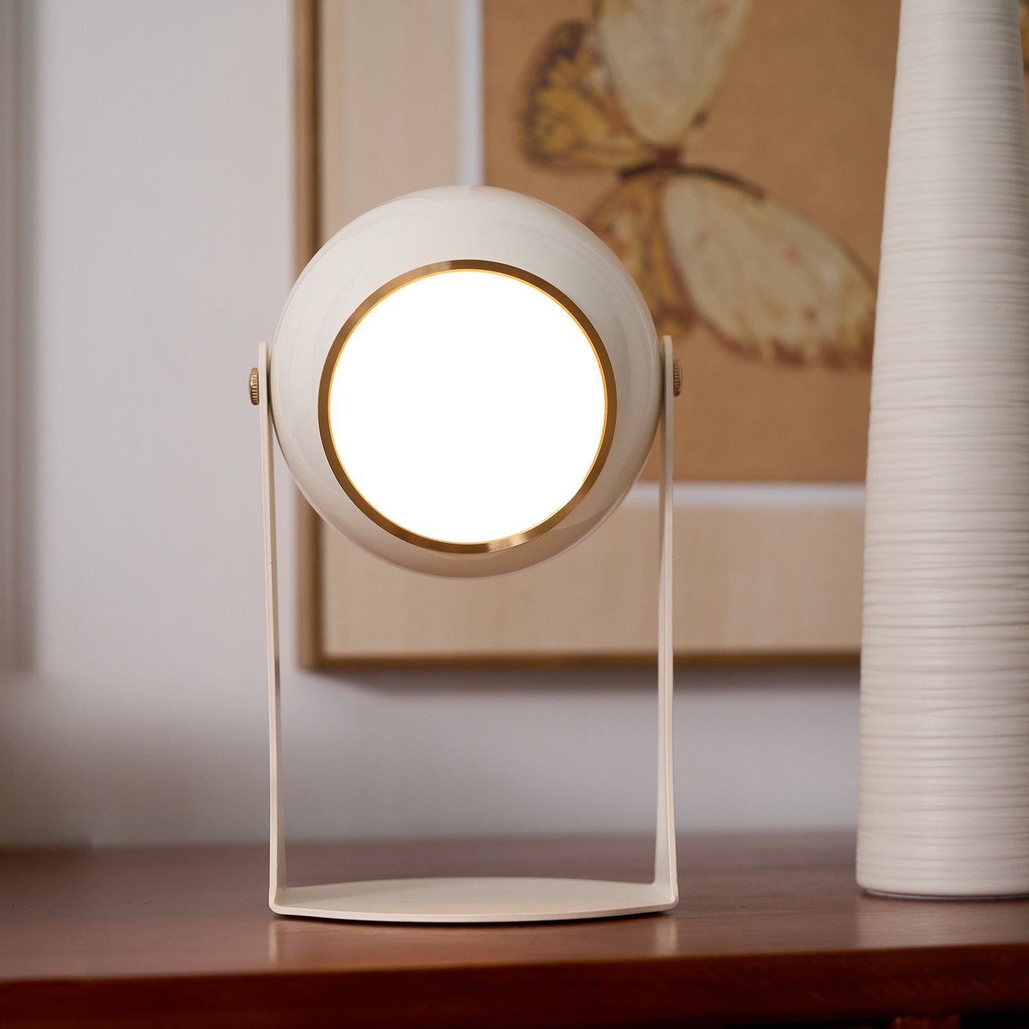 Svejk Table Lamp (Built-in Battery)