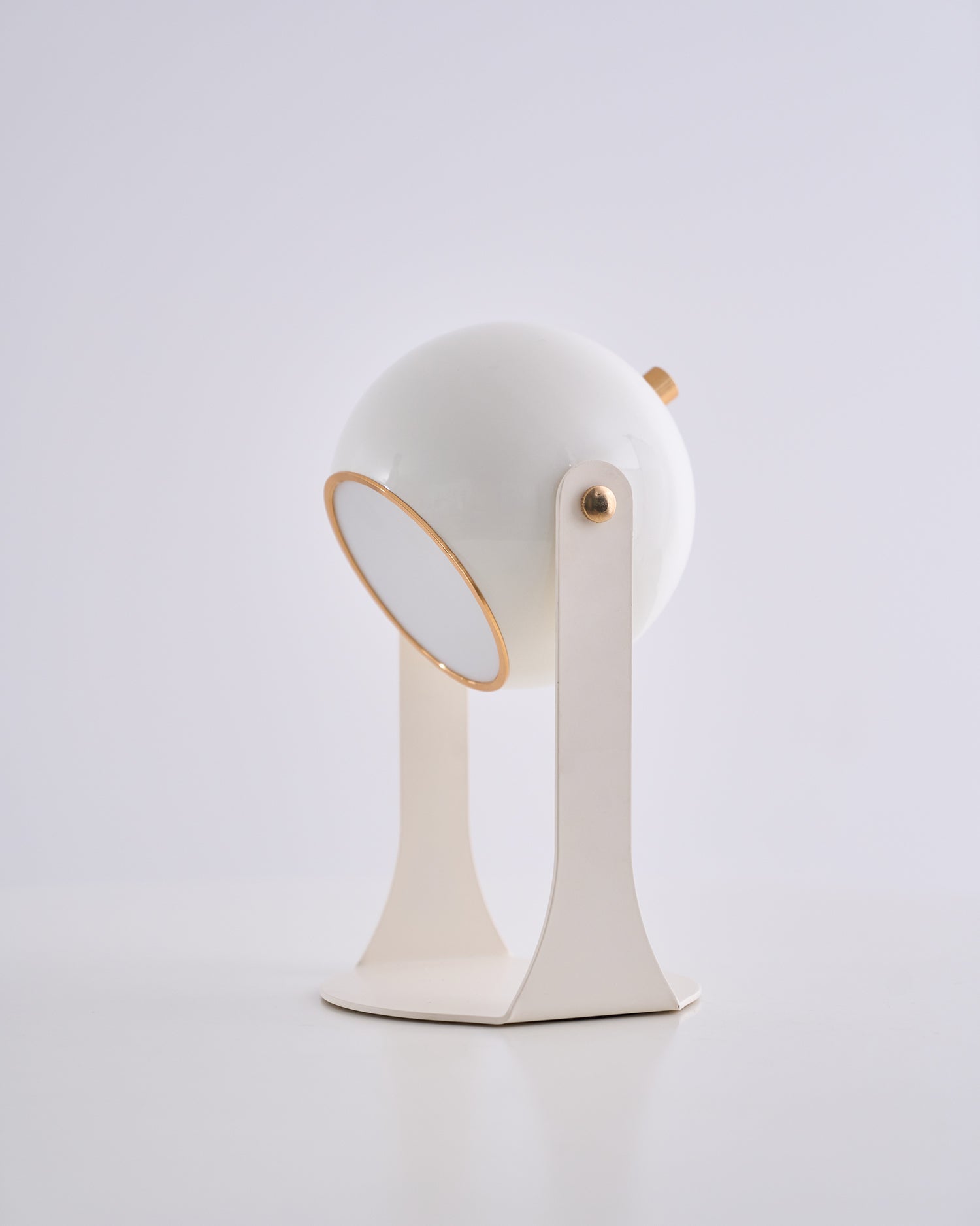Svejk Table Lamp (Built-in Battery)