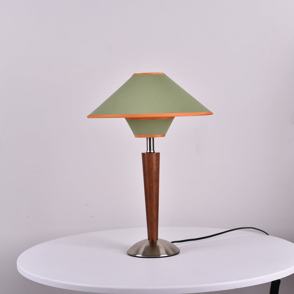 Lampă de masă Talonwood 