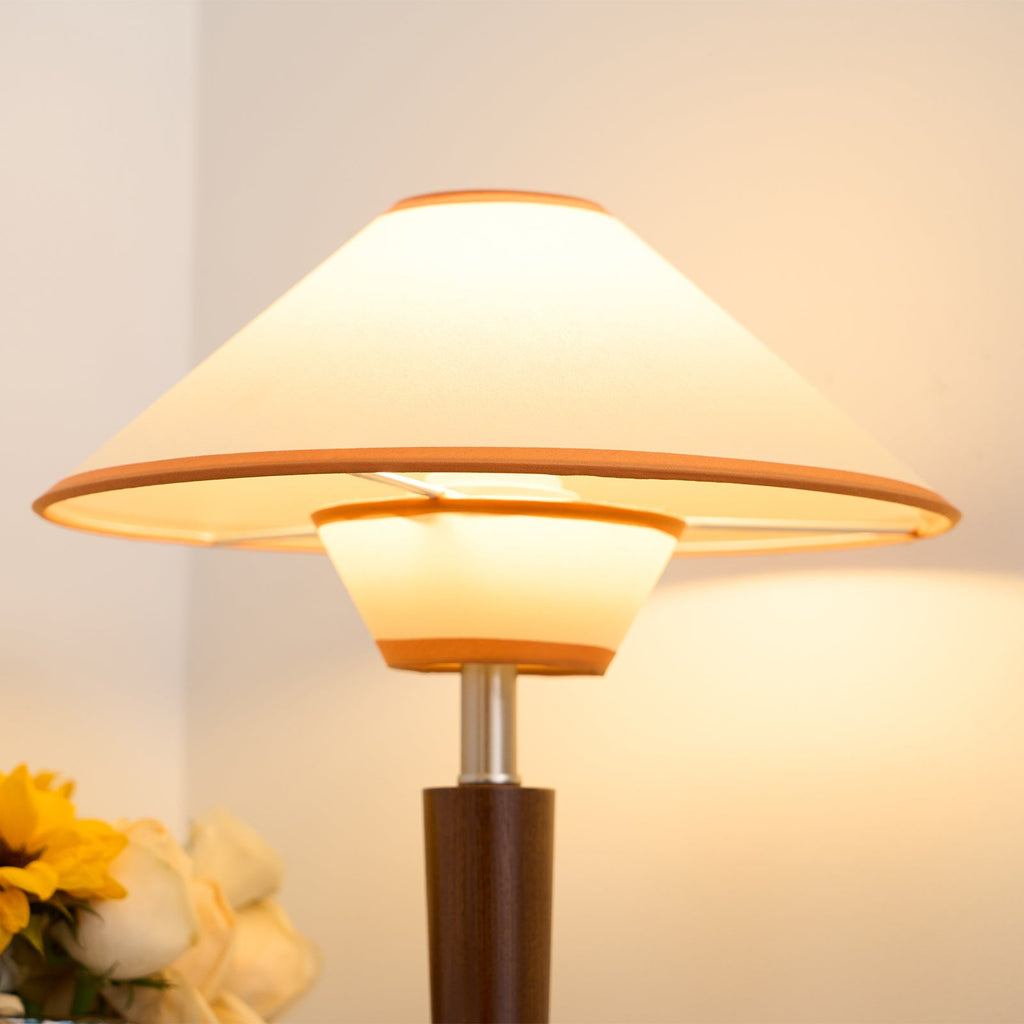 Lampă de masă Talonwood 