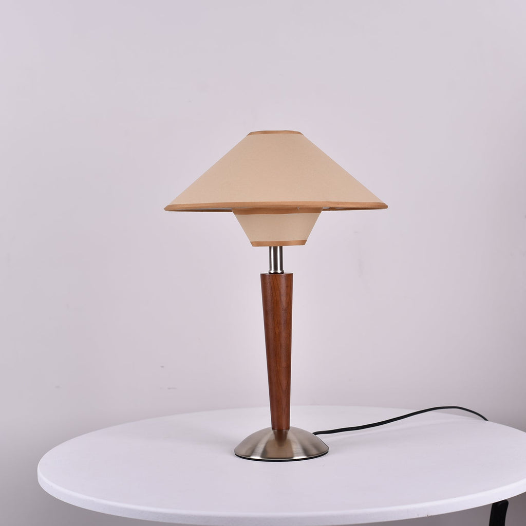 Lampă de masă Talonwood 