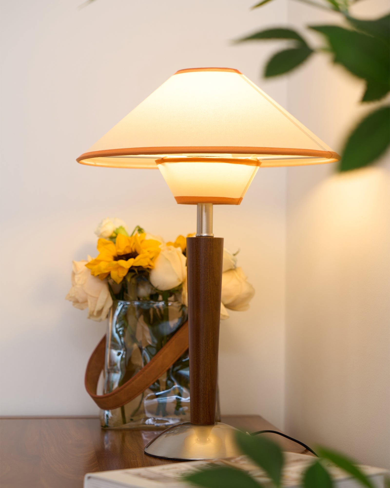 Lampă de masă Talonwood 