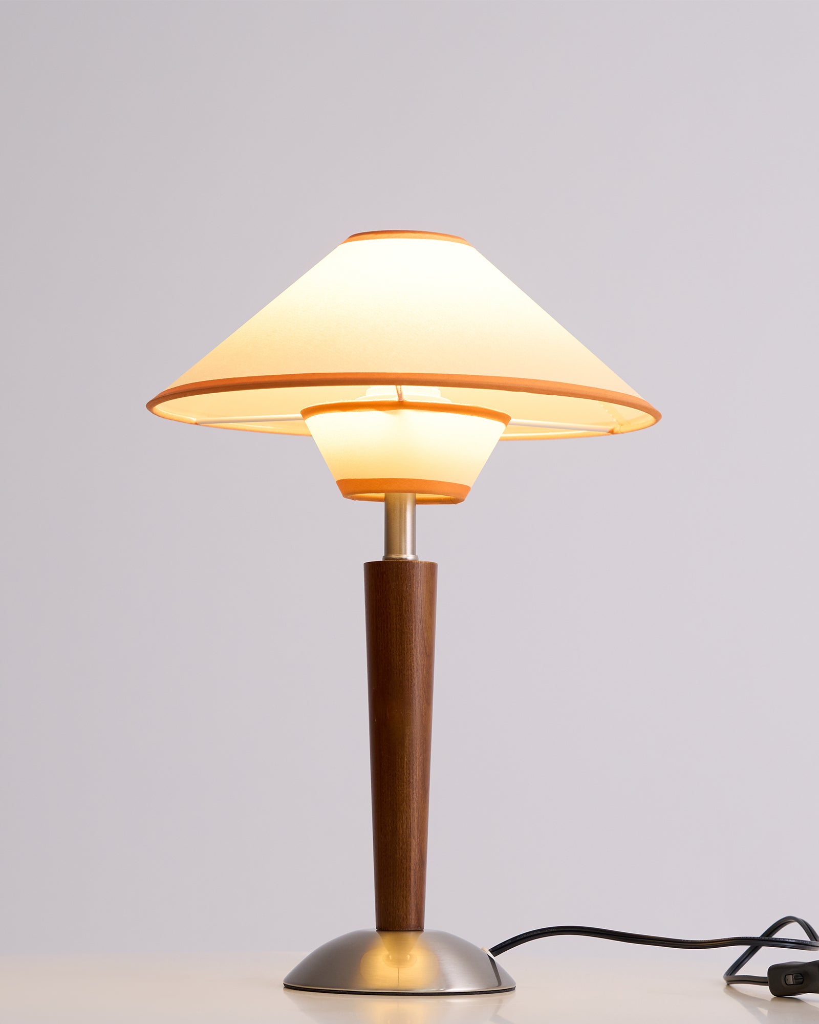 Lampă de masă Talonwood 
