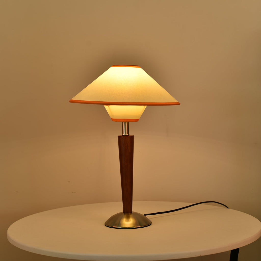 Lampă de masă Talonwood 