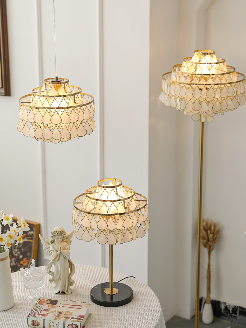 Lampă de masă cu coajă de lacrimi 