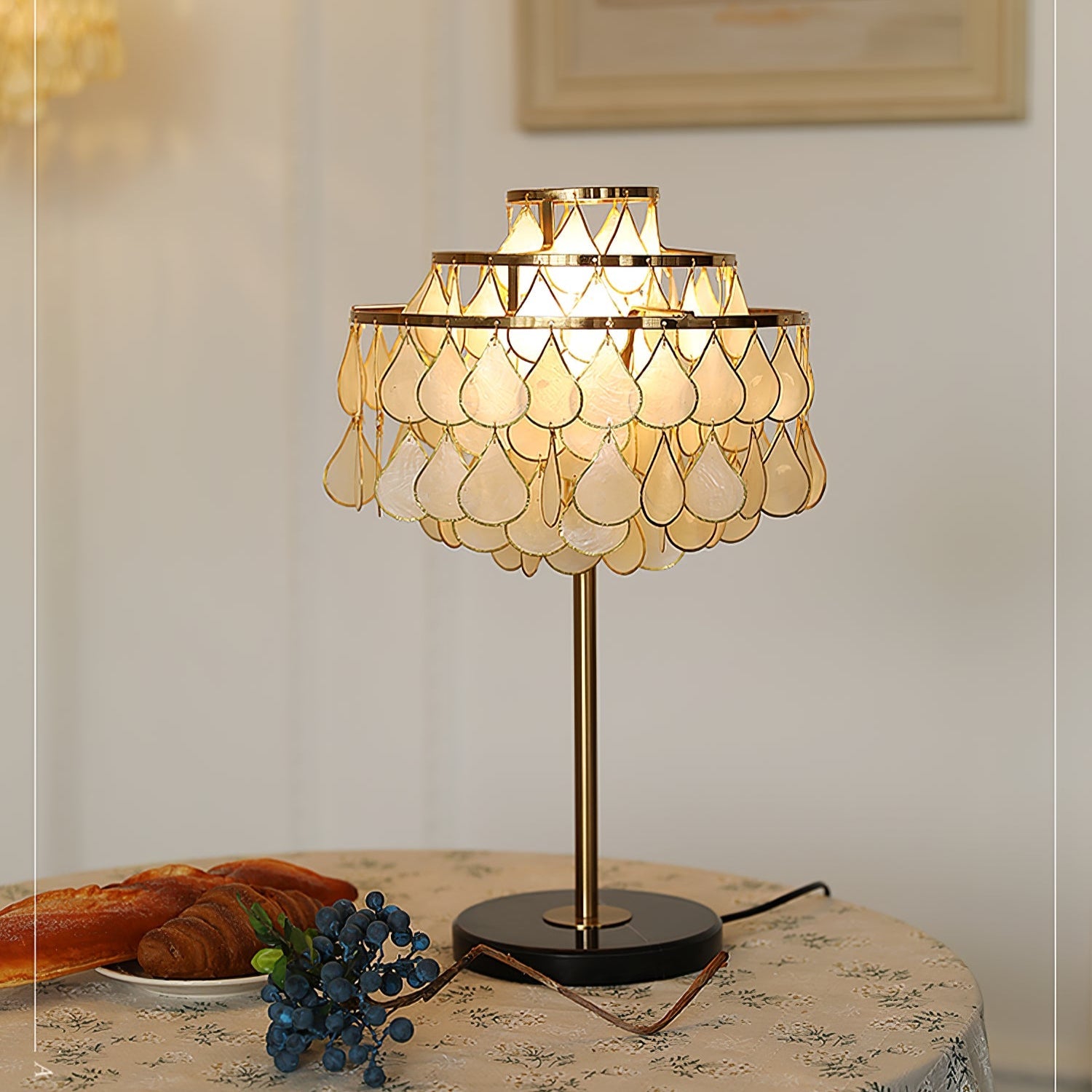 Lampă de masă cu coajă de lacrimi 