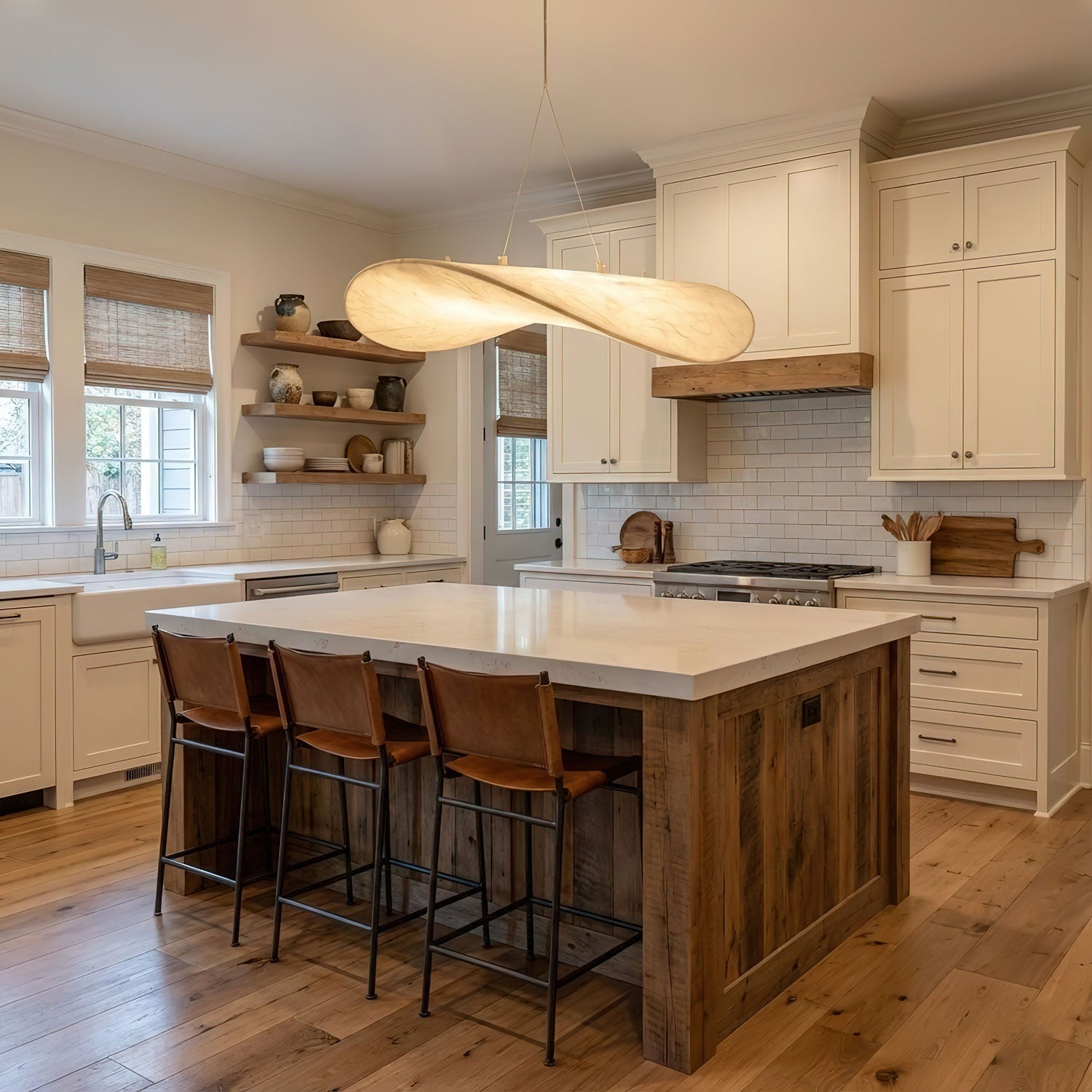 Tense Pendant Light