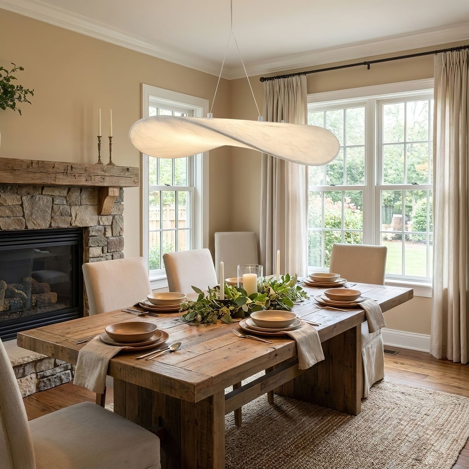 Tense Pendant Light