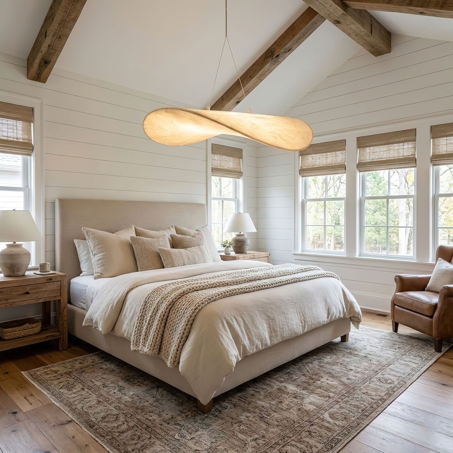 Tense Pendant Light