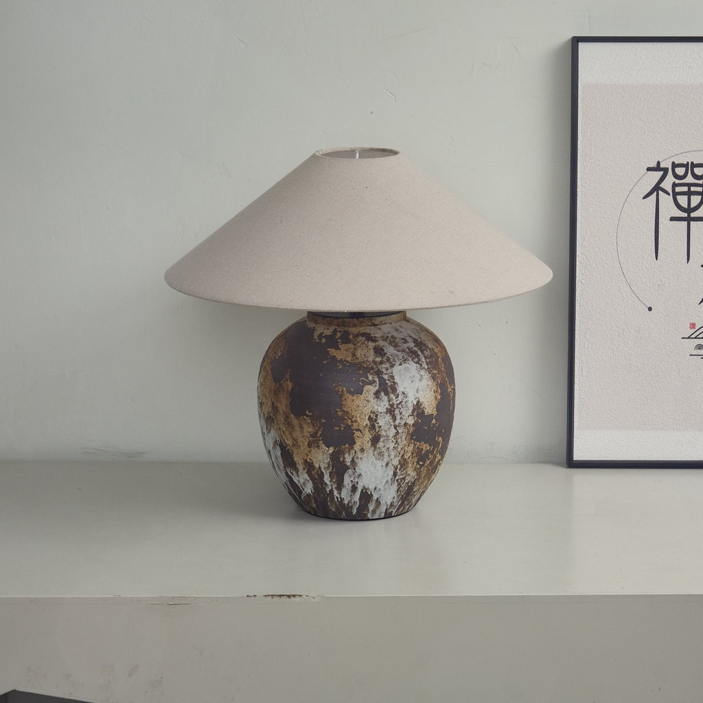Lampă de masă cu borcan ceramic texturat