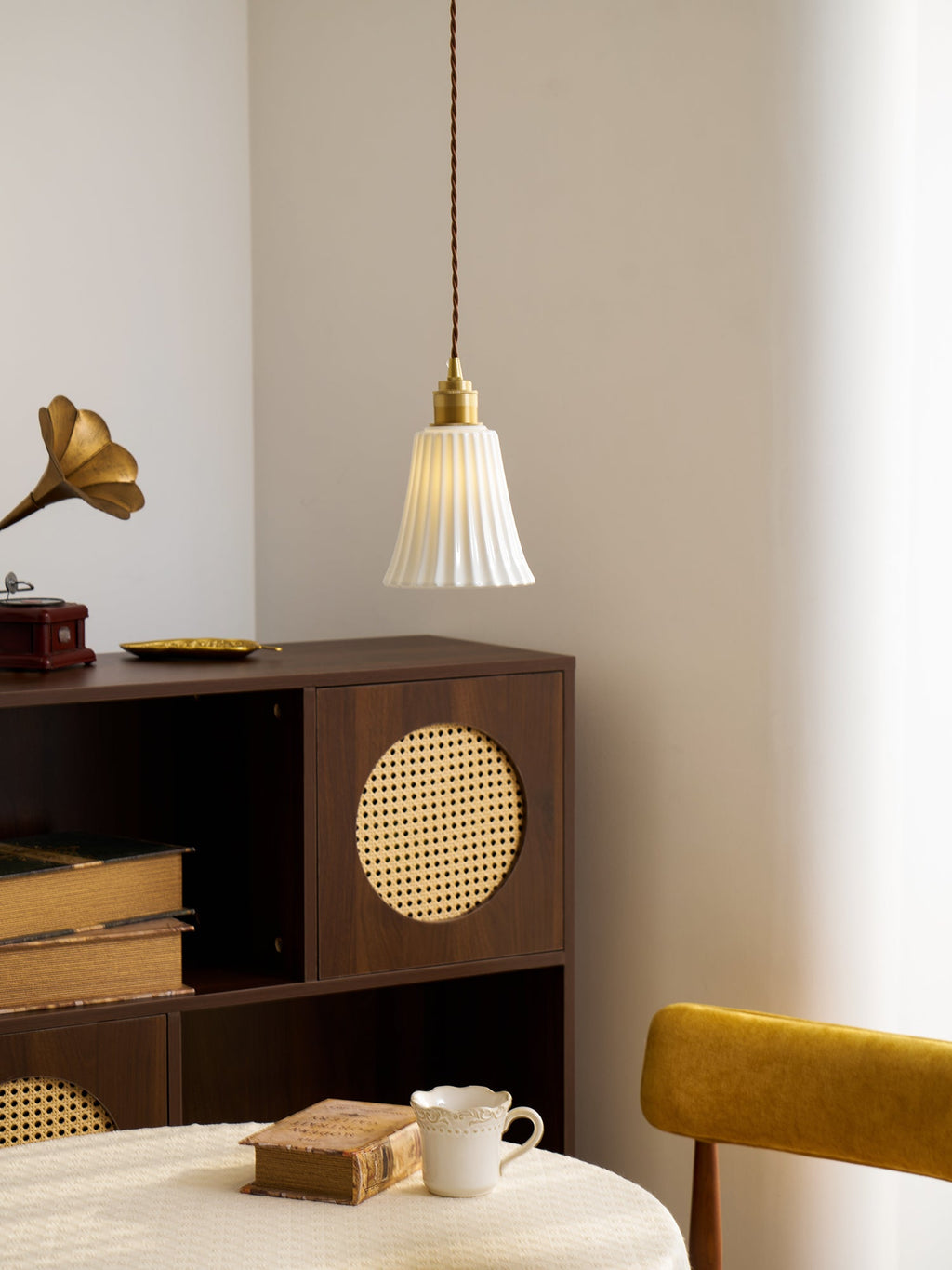 Trumpet Ceramic Pendant Light