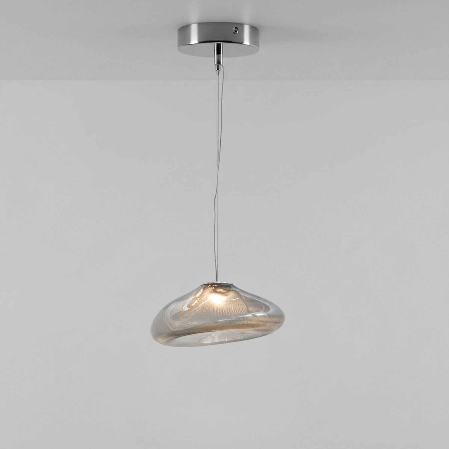Blown Glass Mesh Pendant Light - Vakkerlight